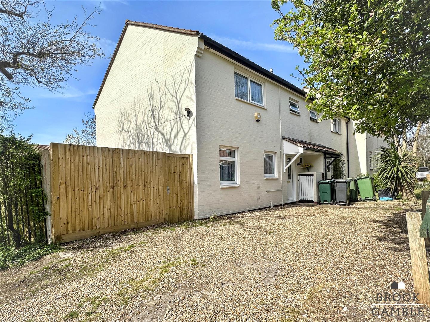 3 Bedroom House. Oulton Close in Eastbourne,  3